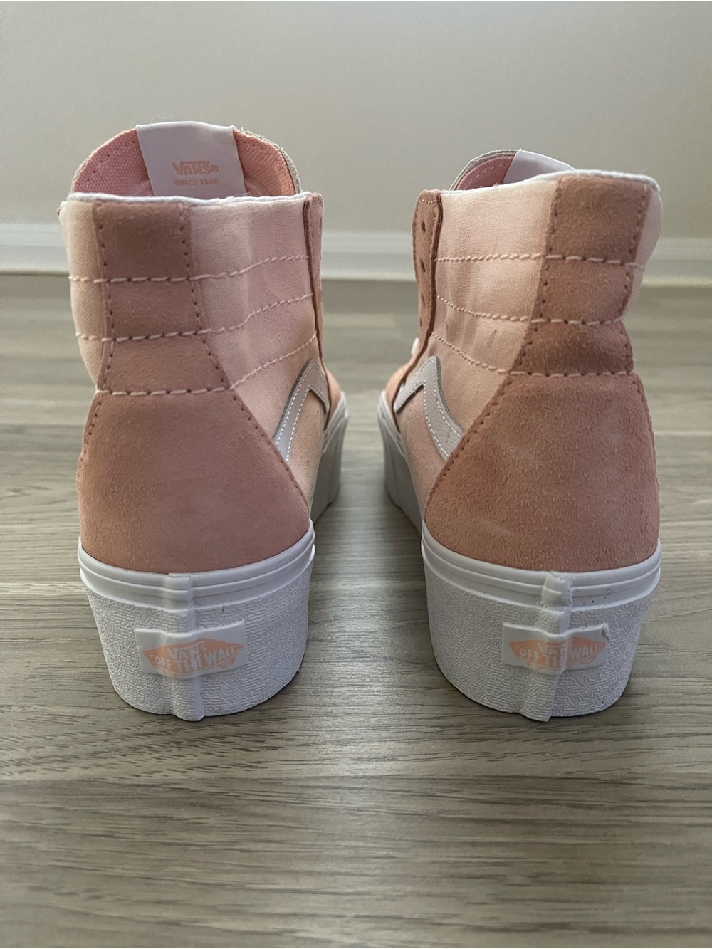 Vans Sk8-Hi Stackform High-Top Platform Sneakers in Peach Colorblock and White - Picture 3 of 6